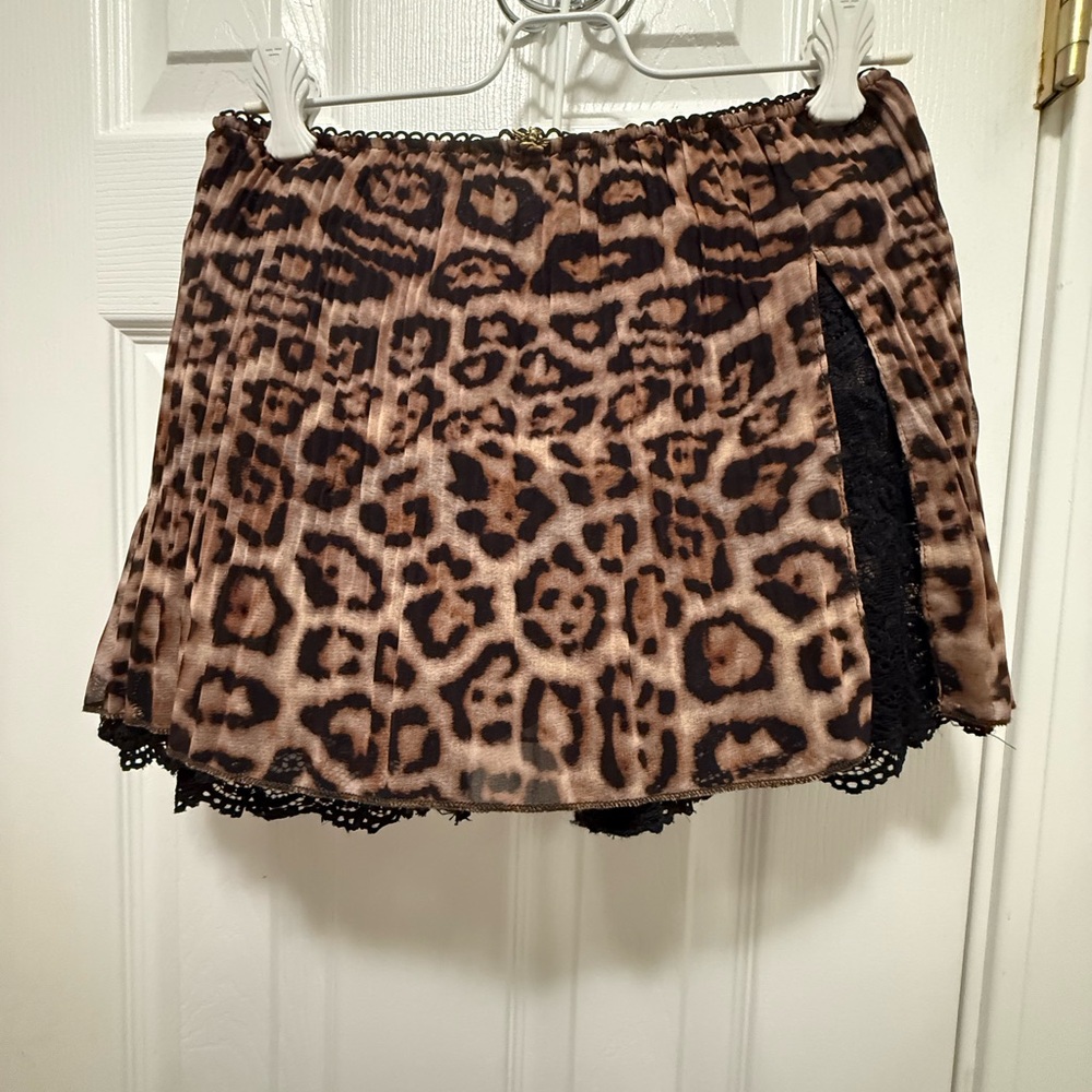 Boys Lie THE CAITLYN CODED TC SKORT Leopard Print and Lace